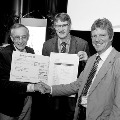 Verleihung Grammer Award 2012 vlnr Dr. Katja Bühlmeyer, Prof. Neil D. Broom, Dr. P.A. Robertson, Prof. Dr. Hans-Joachim Wilke- Foto EuroSpine - Amfort