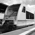 Bahn am Bahnhof - copyright Kipping ODEG