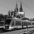 Vier MTU-Powerpacks mit einer Leistung von je 390 Kilowatt treiben künftig die Dieseltriebwagen Coradia Lint 81 von Alstom im Kölner Dieselnetz an.